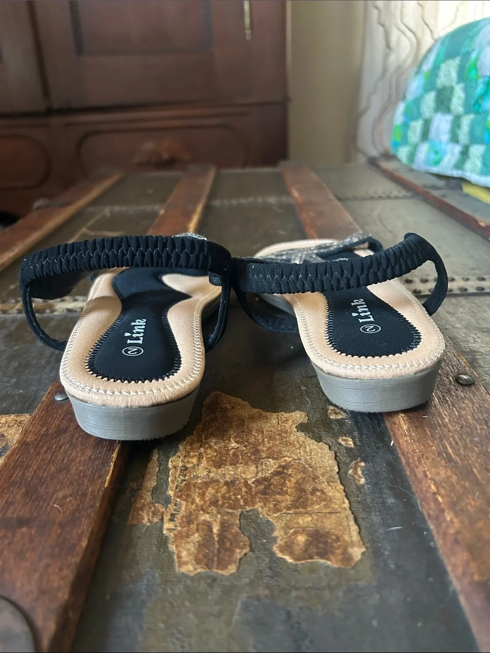 Link Black Beaded T-Strap Sandals with Tan Footbed; size kids 2